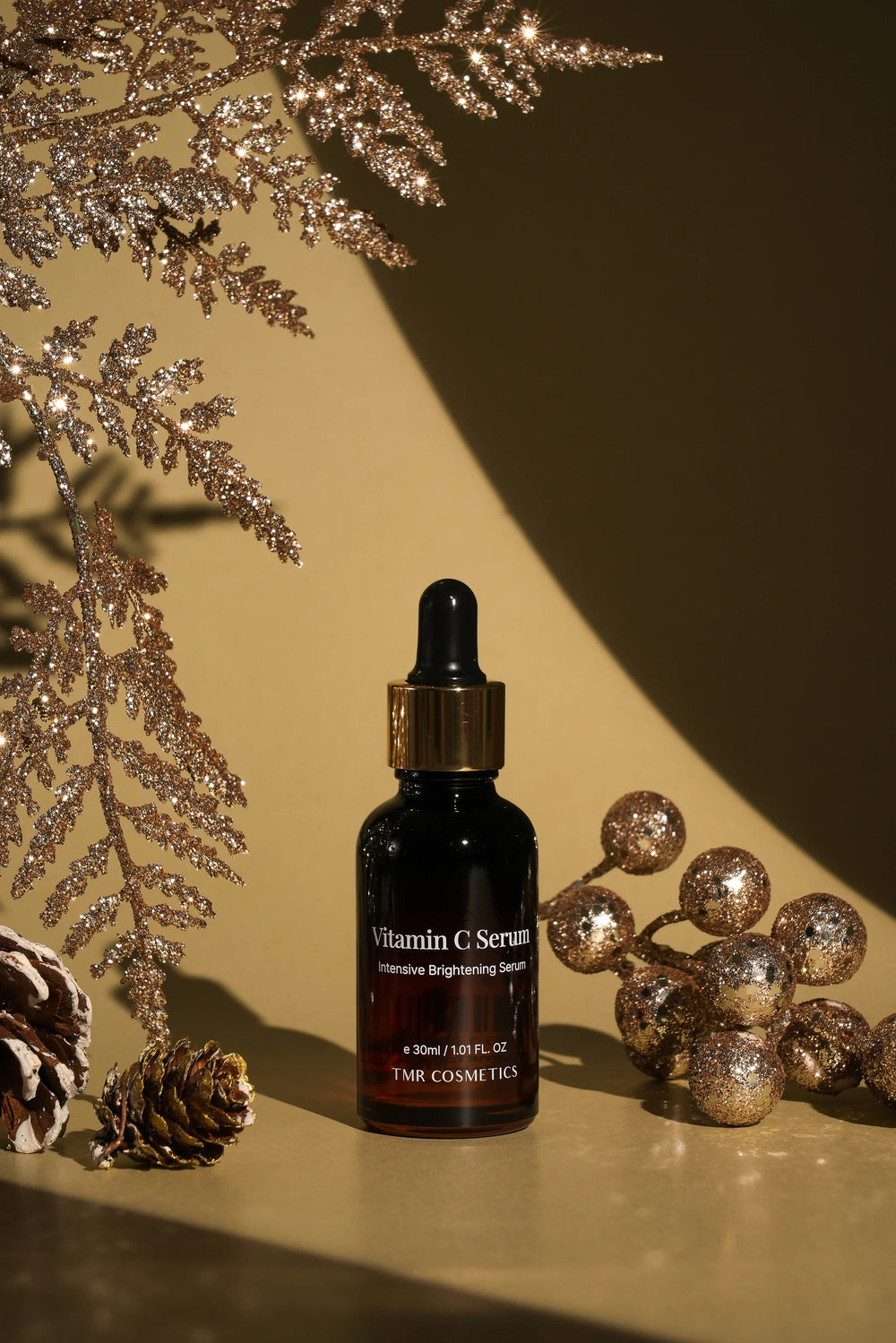 Potent antioxidant vitamin C formula that supports natural collagen production to improve skin elasticity and visibly reduce fine lines and wrinkles.