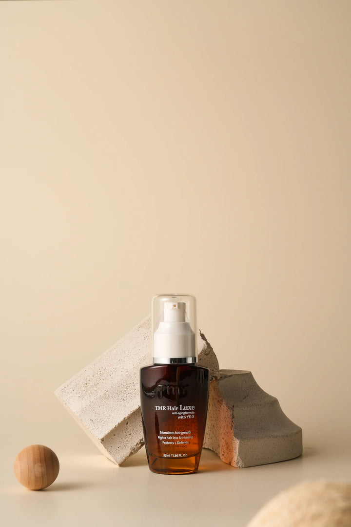 A featherlight and fast-absorbing hair oil formula that deeply nourishes dry, curly, or heat-damaged strands to leave hair soft, manageable, and completely frizz-free for a salon-grade finish.