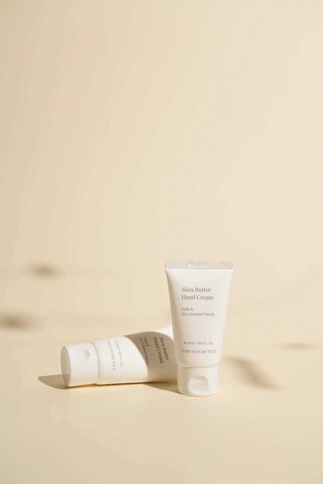 Fast-absorbing, non-greasy hand cream that leaves no sticky residue, perfectly designed for typing, working, and reapplying throughout the day.